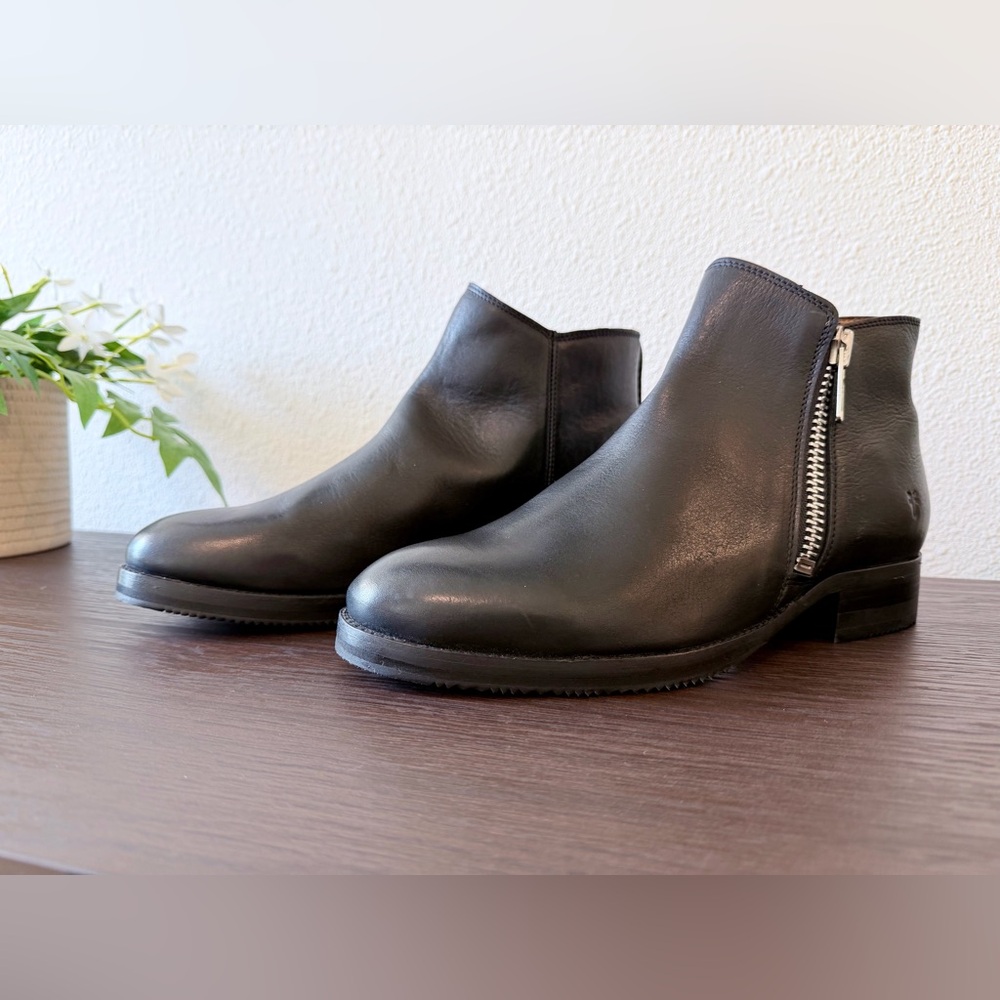 Frye Black Leather Ankle Boots with Zipper
